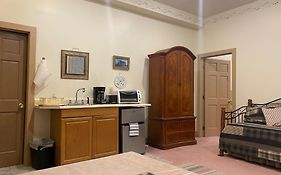 Oak Valley Inn And Suites
